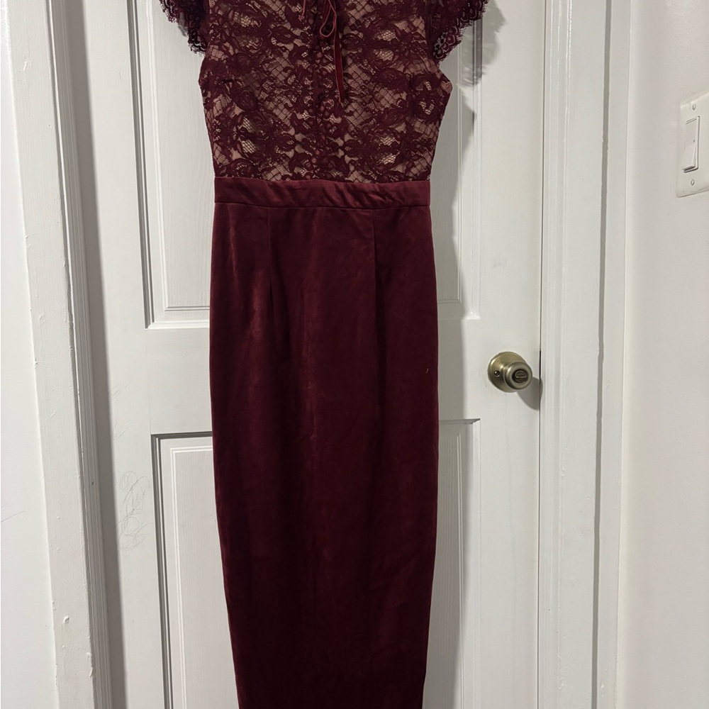 MARINA Red Sheath Midi Dress Sleeveless Crew Neck